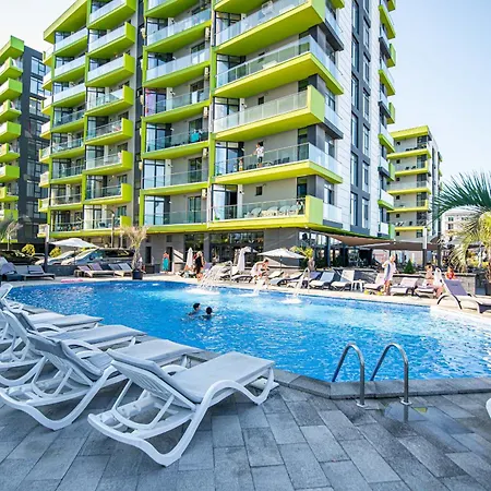 Azur 148 - Pool & Spa Beach Apartmán Mamaia