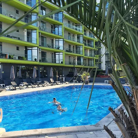 Azur 148 - Pool & Spa Beach *